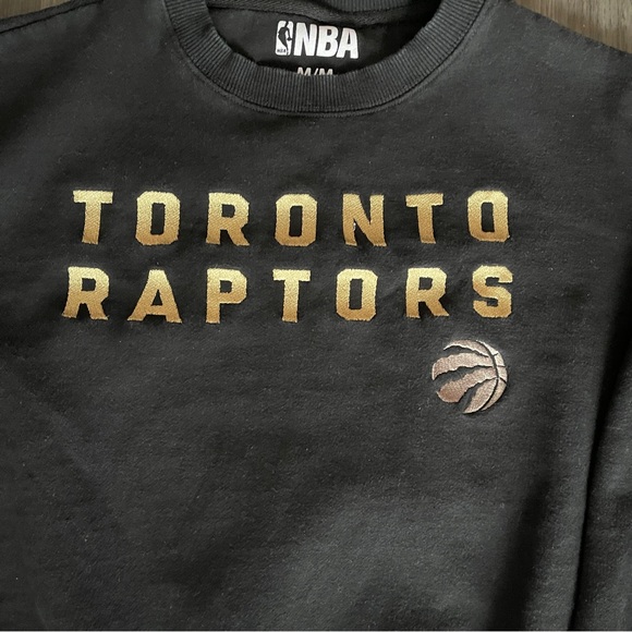 Toronto Raptors Sweatshirt - Picture 2 of 7